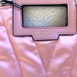 Victoria Secret Bombshell HoldBBag NWT color pink